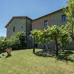 Nonno Fernando 14, Emma Villa