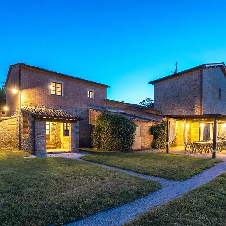 Villa Nonno Fernando 14, Emma Cortone