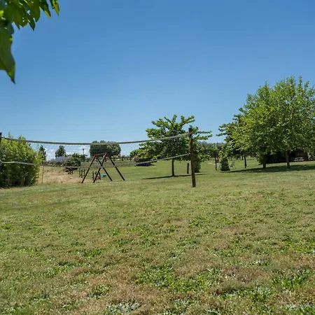 Villa Nonno Fernando 18-4, Emma Cortona